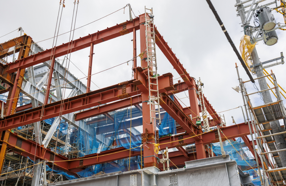 鉄骨等組立架設工事